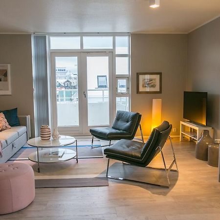 Penthouse Downtown With Free Parking Apartment Reykjavik Luaran gambar