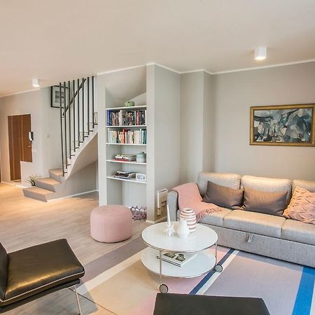 Penthouse Downtown With Free Parking Apartment Reykjavik Luaran gambar
