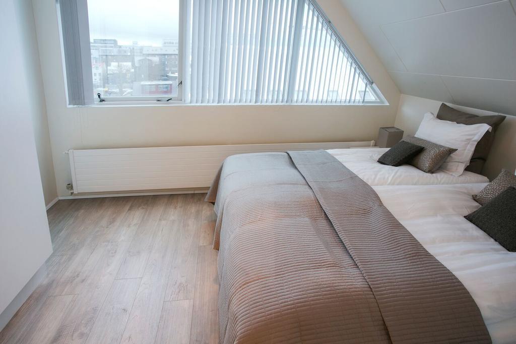Penthouse Downtown With Free Parking Apartment Reykjavik Luaran gambar