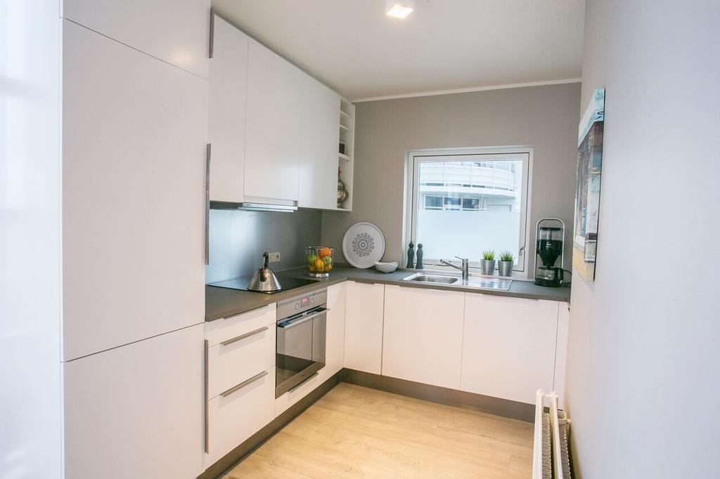 Penthouse Downtown With Free Parking Apartment Reykjavik Luaran gambar